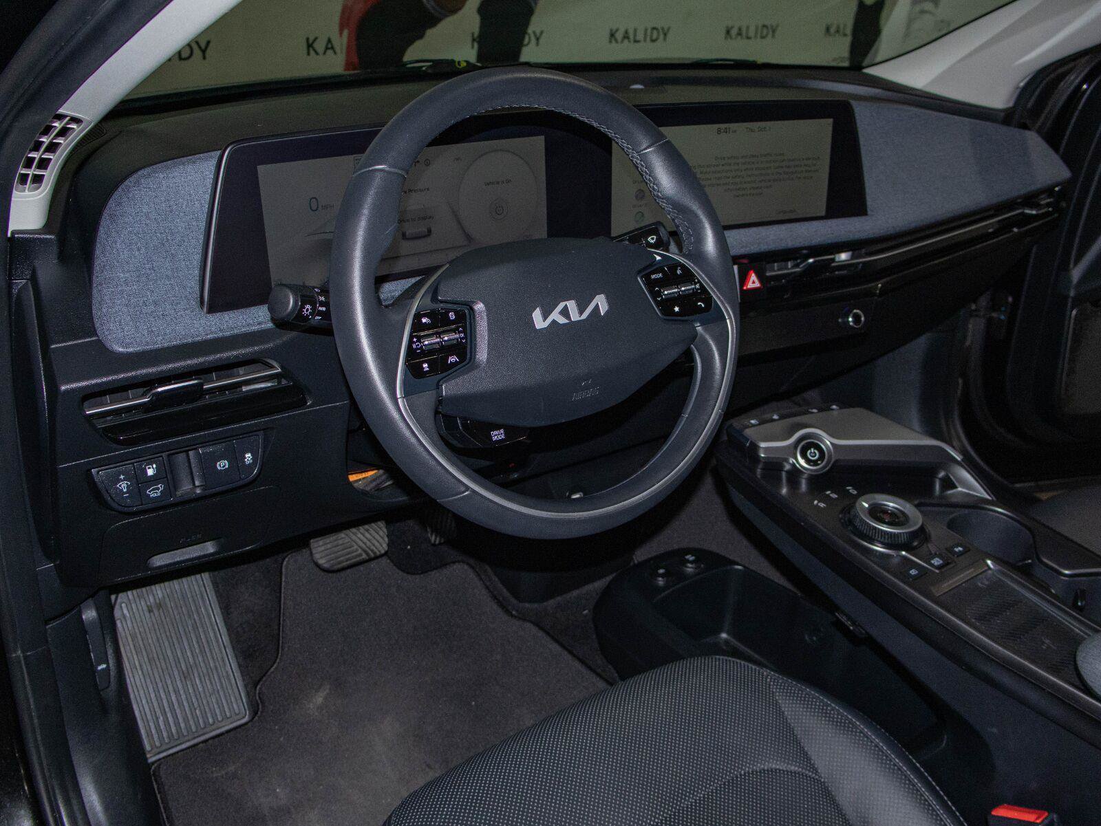 Used 2023 Kia EV6 Wind RWD image 6