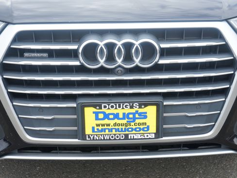 Used 2017 Audi Q7 3.0T Premium Plus AWD/4WD image 11