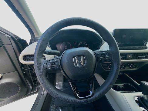 Certified 2023 Honda HR-V LX image 10