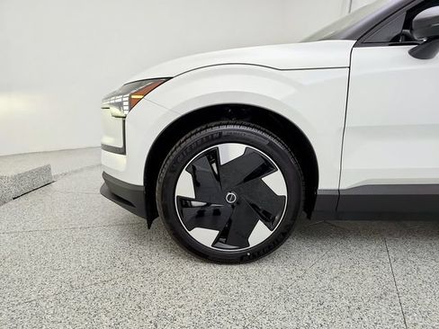 New 2026 Volvo EX30 Plus w/ Protection Package Premier AWD/4WD image 30