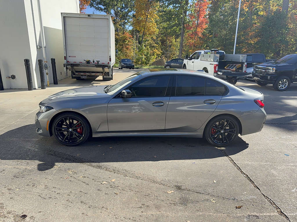 Used 2024 BMW 330i xDrive Sedan w/ M Sport Package AWD/4WD image 2