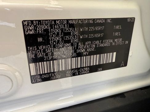 Used 2022 Toyota RAV4 XLE w/ Convenience Package AWD/4WD image 19