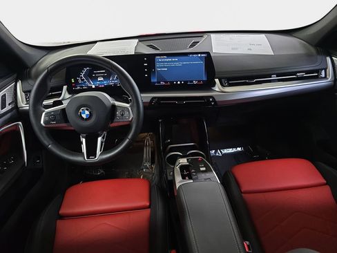 Used 2025 BMW X1 xDrive28i w/ M Sport Package image 12