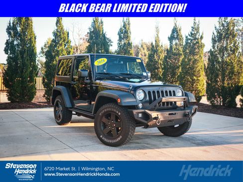 Used 2016 Jeep Wrangler Sport image 1