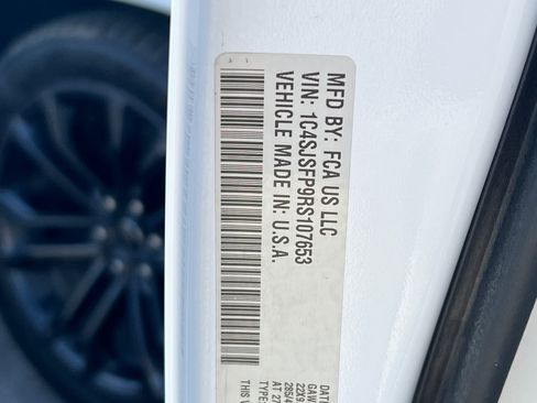 Used 2024 Jeep Grand Wagoneer L Series II w/ Quick Order Packagew 28T AWD/4WD image 31