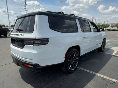 Used 2024 Jeep Grand Wagoneer L Series III w/ Quick Order Packagew 28T AWD/4WD image 8