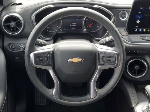 Certified 2024 Chevrolet Blazer LT w/ Convenience Package FWD image 26
