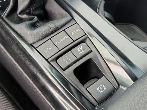 Certified 2025 Toyota Camry LE FWD image 27