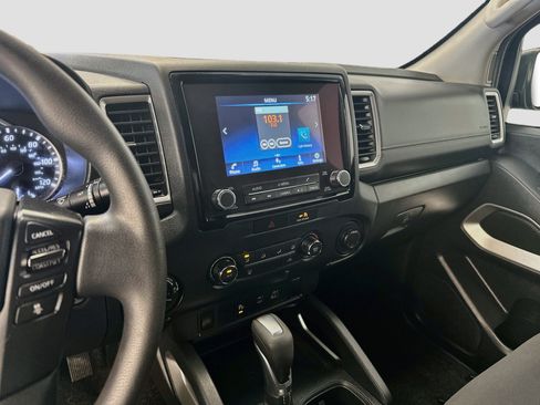 Used 2022 Nissan Frontier SV w/ Technology Package AWD/4WD image 25