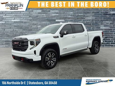 Used 2025 GMC Sierra 1500 AT4 w/ AT4 Premium Package AWD/4WD image 1