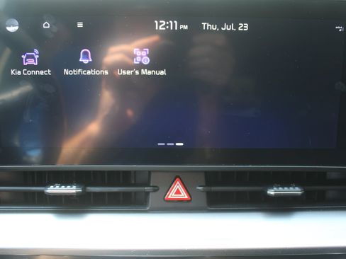Certified 2024 Kia Sportage EX FWD image 41