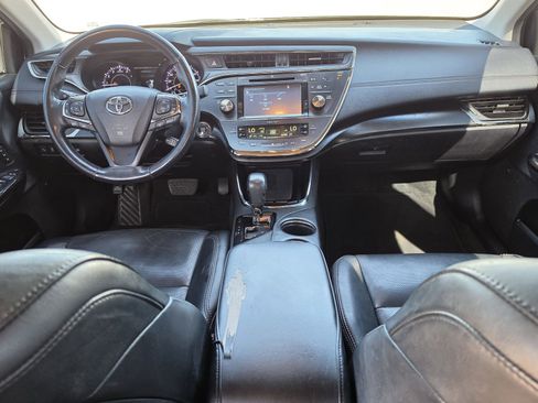 Used 2017 Toyota Avalon Limited FWD image 8