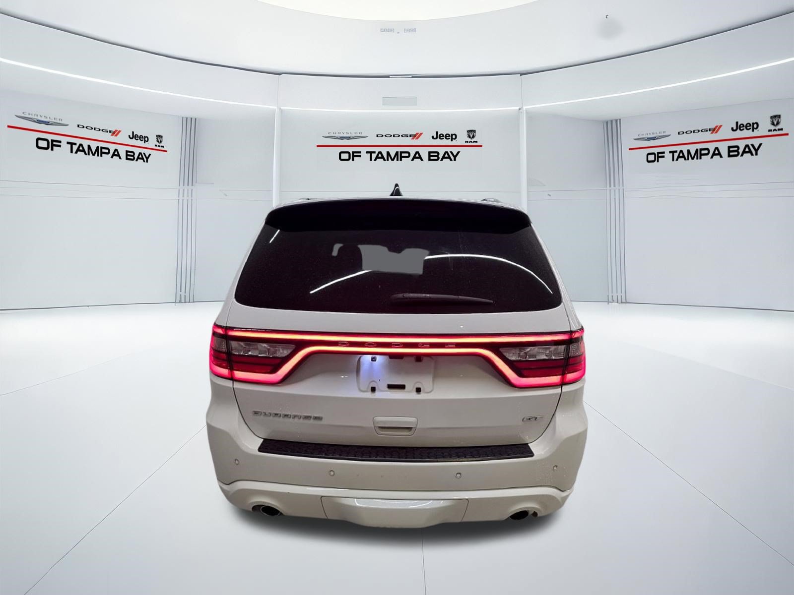 Used 2023 Dodge Durango GT RWD image 5