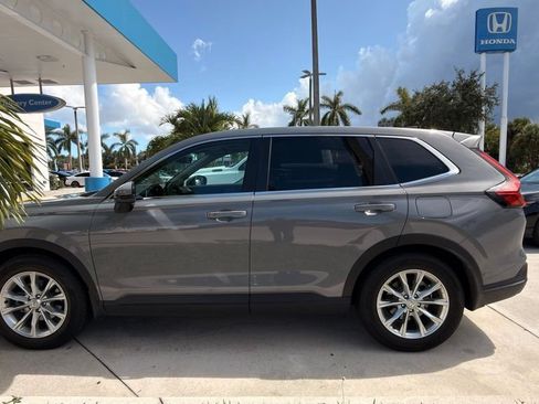 Used 2025 Honda CR-V EX-L image 8