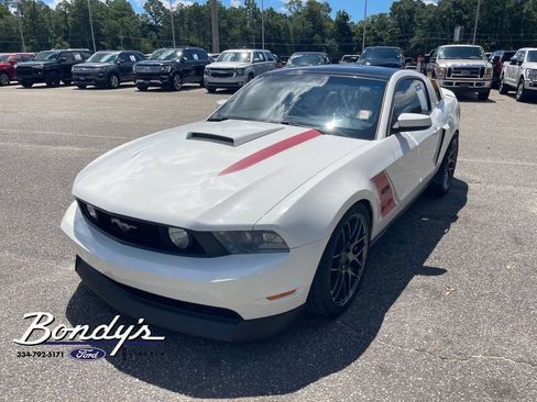 Used 2011 Ford Mustang GT Premium w/ Comfort Pkg RWD image 3
