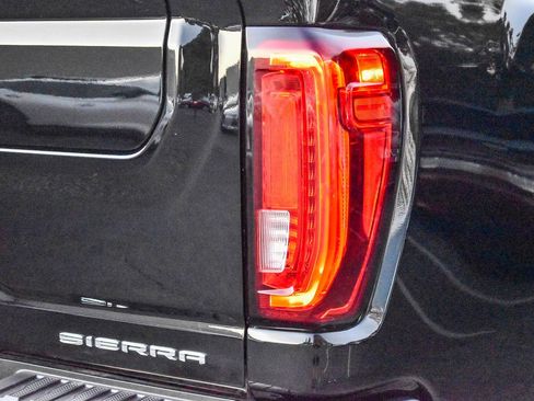 Used 2021 GMC Sierra 3500 Denali w/ Denali Ultimate Package image 7