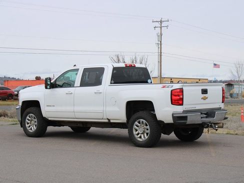 Used 2019 Chevrolet Silverado 2500 LT AWD/4WD image 4