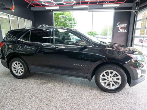 Used 2018 Chevrolet Equinox LT FWD image 5