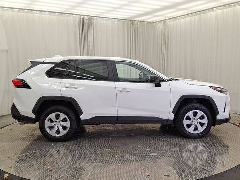 Certified 2025 Toyota RAV4 LE image 26