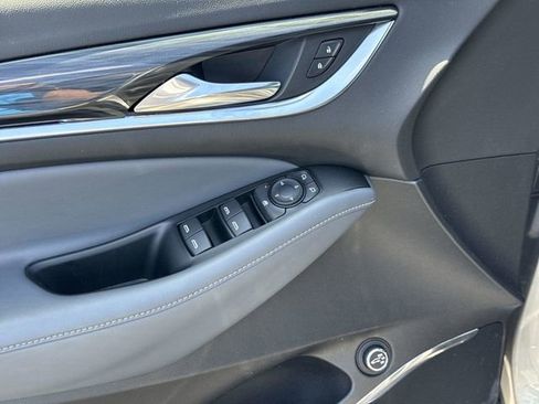 Certified 2023 Buick Enclave Essence AWD/4WD image 22