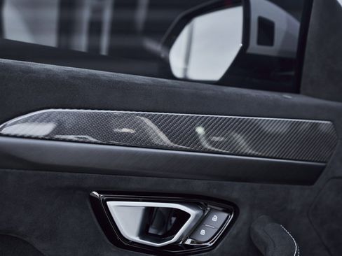 Used 2024 Lamborghini Urus Performante image 37