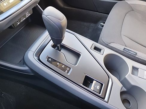 Used 2026 Subaru Crosstrek 2.0i Premium image 27