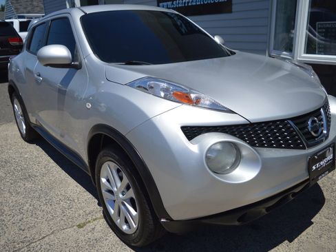 Used 2014 Nissan Juke SV AWD/4WD image 7