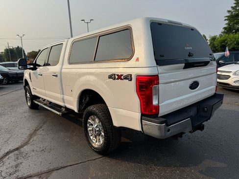 Used 2018 Ford F250 Lariat w/ Lariat Ultimate Package AWD/4WD image 3