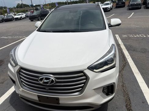 Used 2018 Hyundai Santa Fe Limited FWD image 1