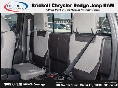 Used 2017 Toyota Tacoma SR5 RWD image 14