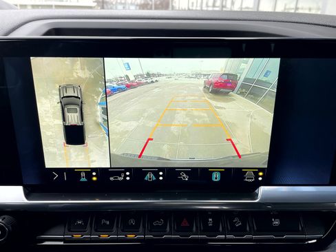 Used 2023 Chevrolet Silverado 1500 LTZ image 16