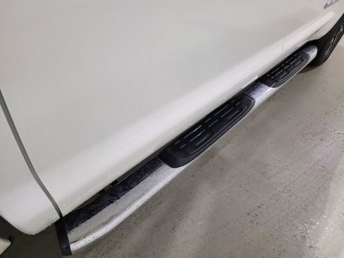 Used 2017 Toyota Tundra SR5 image 33