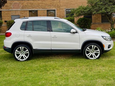 Used 2013 Volkswagen Tiguan SEL AWD/4WD image 6