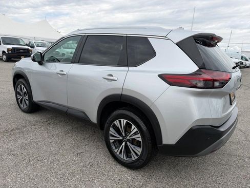 Used 2023 Nissan Rogue SV w/ SV Premium B Package AWD/4WD image 9