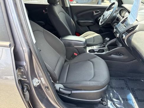 Used 2015 Hyundai Tucson GLS FWD image 9