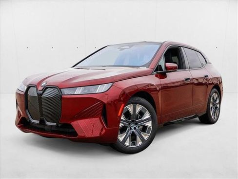 Used 2026 BMW iX xDrive45 w/ Premium Package image 1