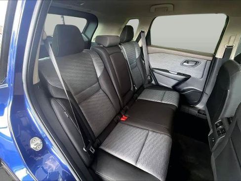 Certified 2023 Nissan Rogue SV FWD image 20
