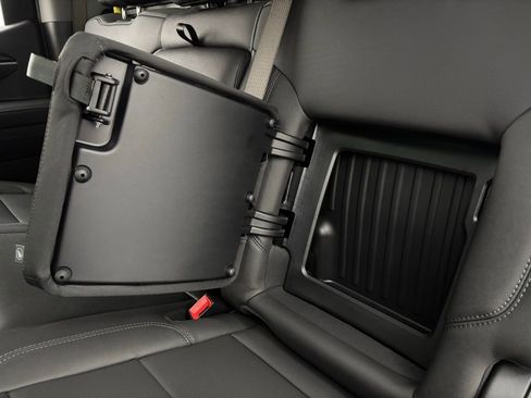 New 2026 GMC Sierra 1500 SLT w/ SLT Premium Package image 43