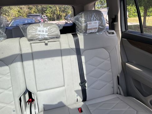 New 2026 Volkswagen Atlas SE image 13