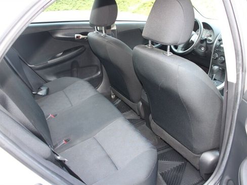 Used 2009 Toyota Corolla S w/ Sport Pkg FWD image 6