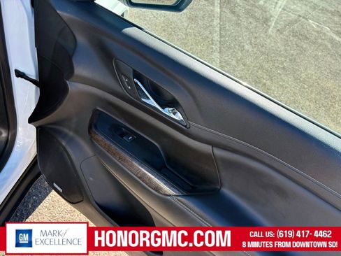 Used 2023 GMC Acadia Denali image 24