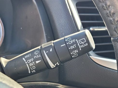 Used 2018 Honda Pilot Touring image 40
