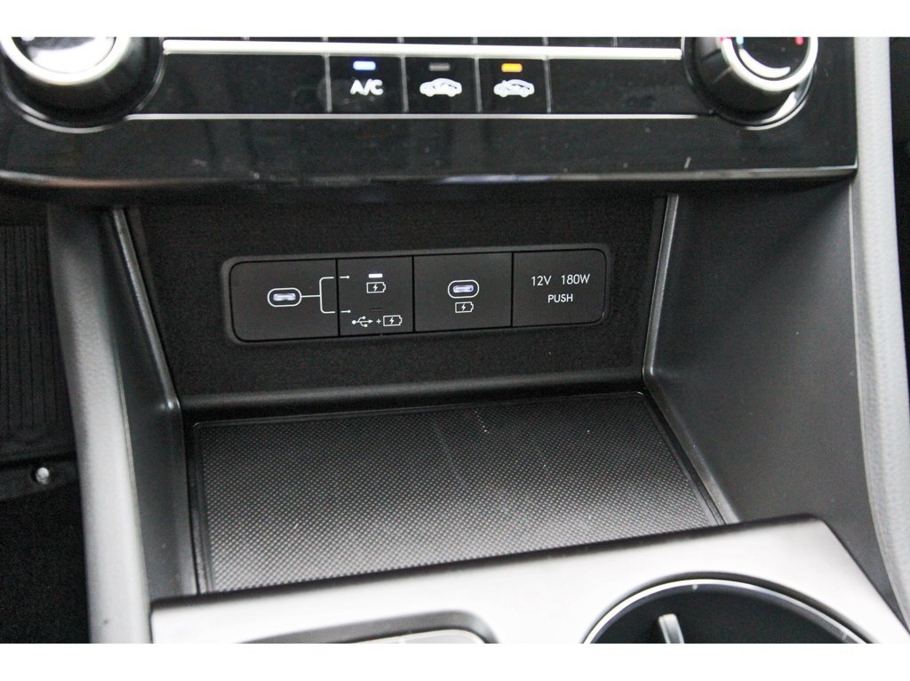 Used 2025 Hyundai Sonata SE FWD image 28