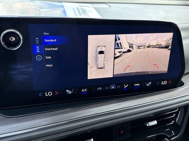 Used 2025 Chevrolet Tahoe Z71 AWD/4WD image 19