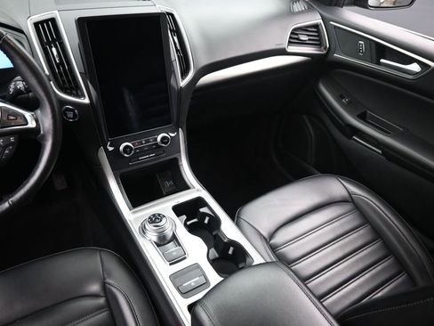 Used 2024 Ford Edge SEL AWD/4WD image 12