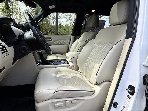 Certified 2024 INFINITI QX80 Sensory image 11