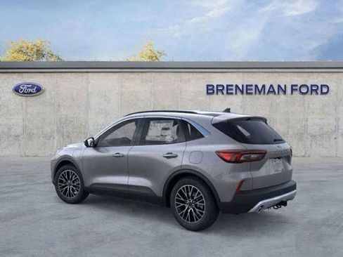 New 2025 Ford Escape SE w/ Class II Trailer Tow Package image 24