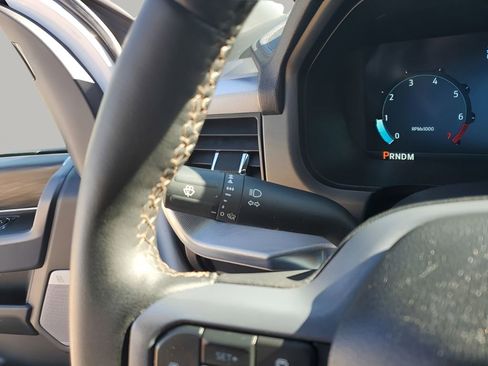 Used 2025 Ford F150 Lariat w/ Equipment Group 502A High image 36