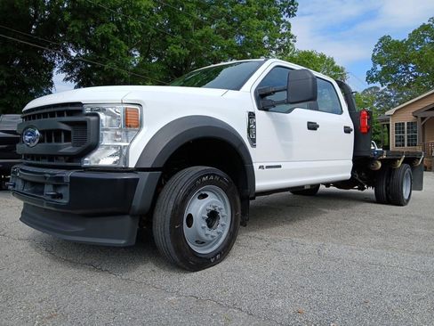 Used 2021 Ford F450 XL w/ Power Equipment Group AWD/4WD image 2