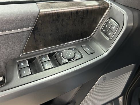 Used 2024 Ford F250 Lariat w/ Lariat Ultimate Package image 52